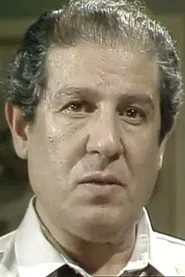 صورة أنور رستم