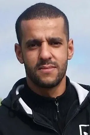 صورة عبد العزيز العطوغي