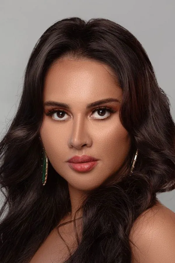 Yasmine Raeis