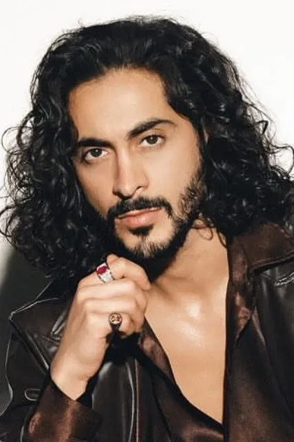 ناصر عباس