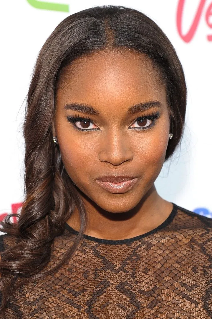 صورة Damaris Lewis